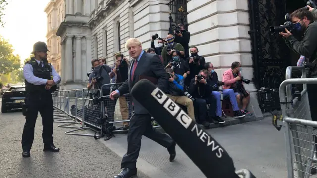 Boris Johnson leaves cabinet meeting