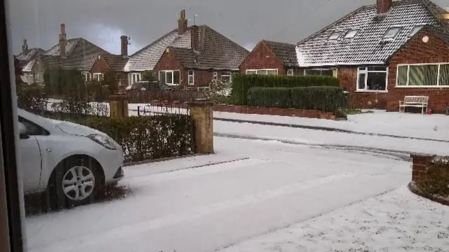 Snow and hail in Baildon