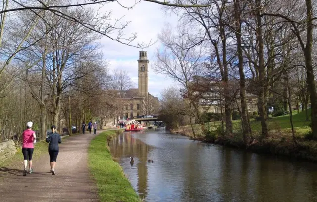 Canal path near Salt's Mill in Saltaire