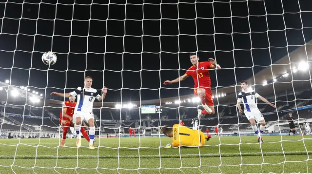 Kieffer Moore's goal in Finland