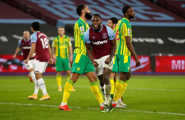 Michaeil Antonio celebrates