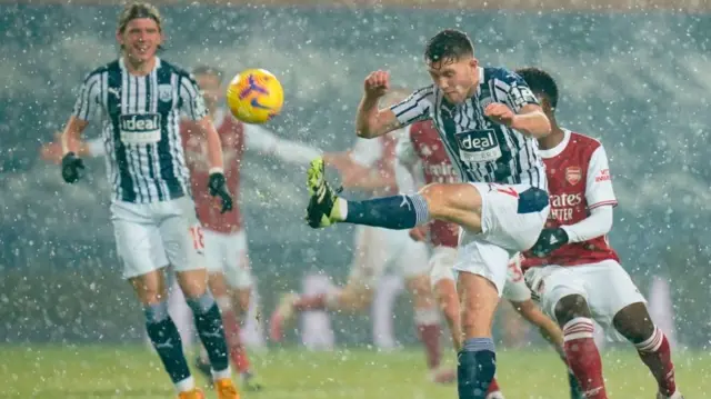 Dara O'Shea clears for West Brom