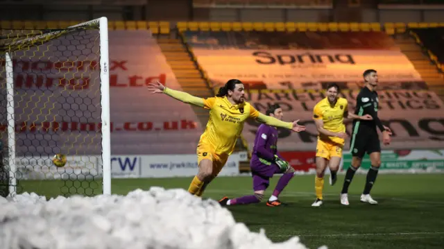 Brown scores for Livingston