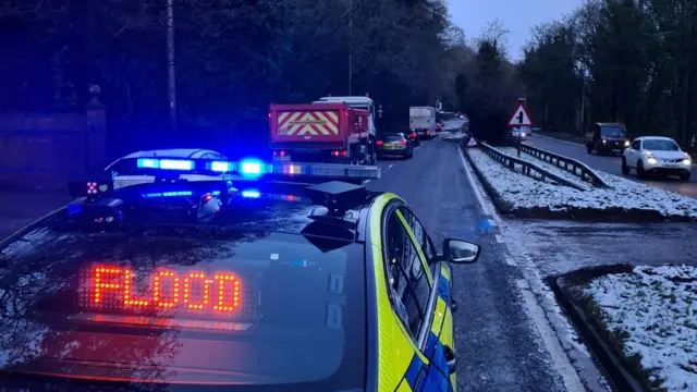 Flooding on A34