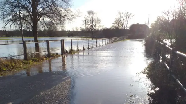 Flooding in Hadley