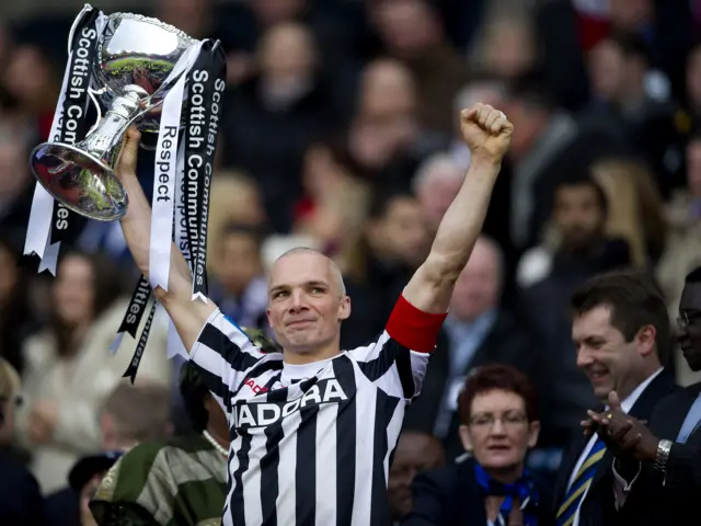 Jim Goodwin with League Cup trophy in 2013