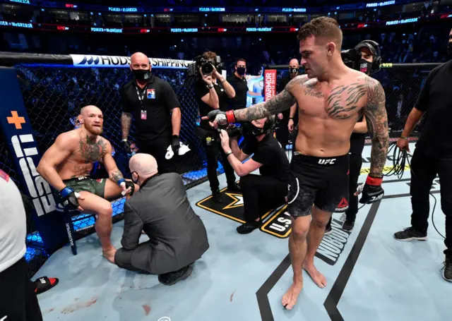 Dustin Poirier pointing at Conor McGregor