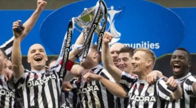 St Mirren celebrate in 2013