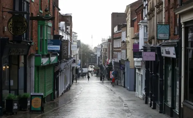 Empty street in Lincoln