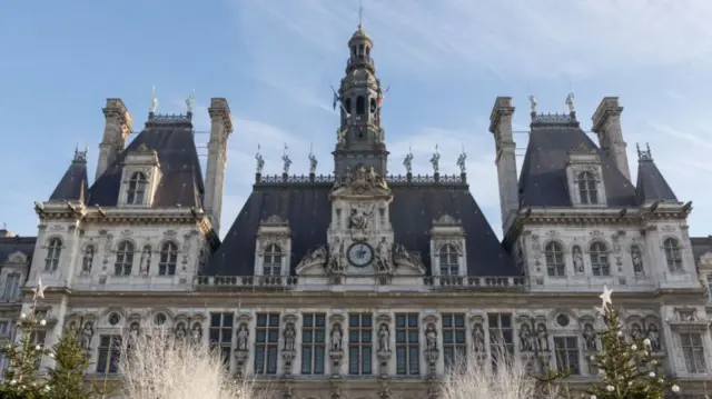 Paris city hall, Dec 2019