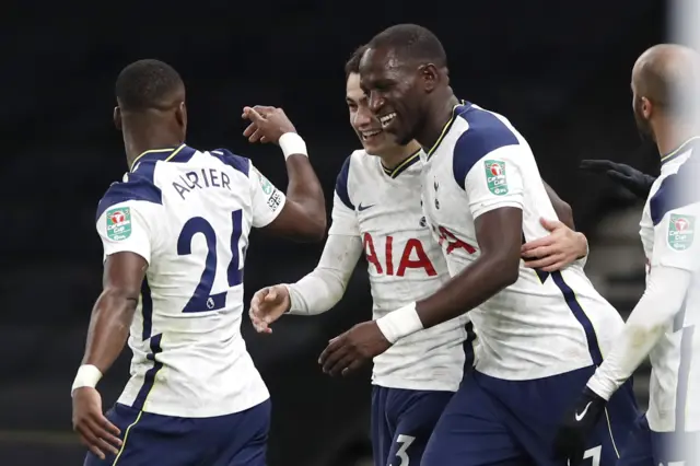 Moussa Sissoko scores