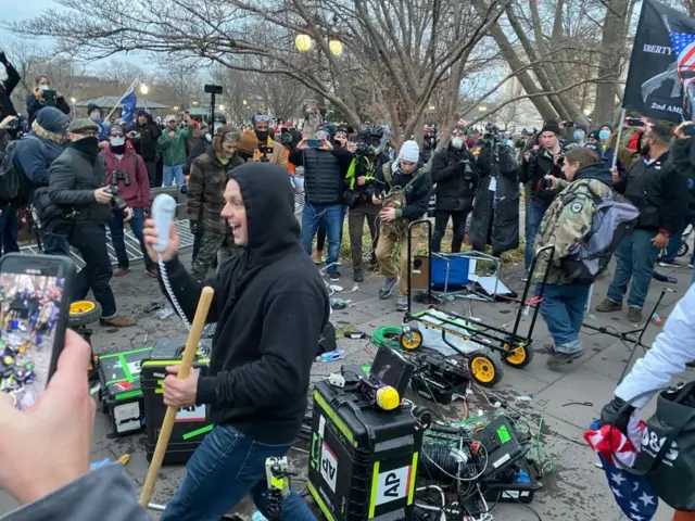 Rioters destroy media equipment in front of Capitol