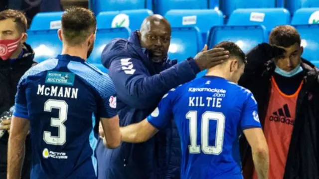 Kilmarnock manager Alex Dyer congratulates Greg Kiltie