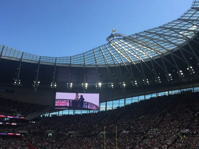 Marisha Wallace performing the American national anthem at Tottenham Hotspur stadium