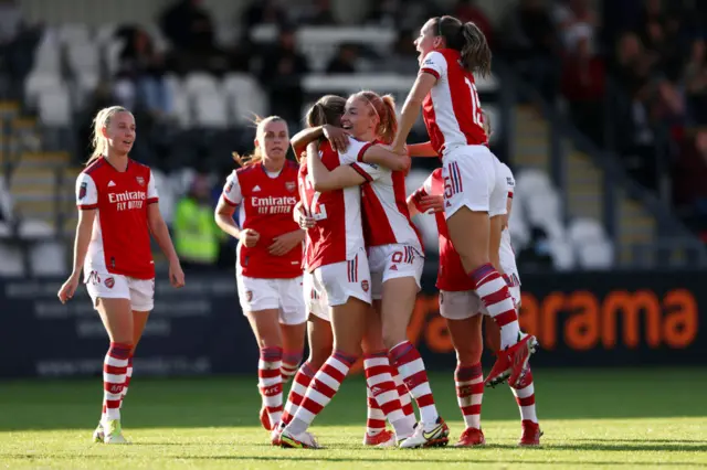 Arsenal, Everton, WSL