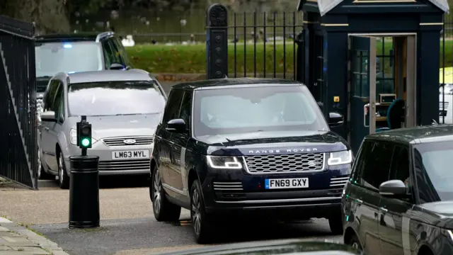 Boris Johnson's car arriving back at No 10