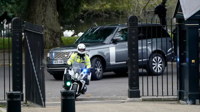 Boris Johnson's car arriving back at No 10