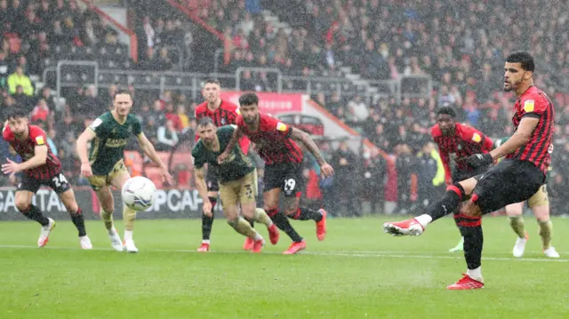 Dominic Solanke scores for Bournemouth