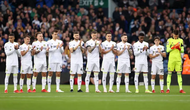 Leeds United pay tribute to Roger Hunt