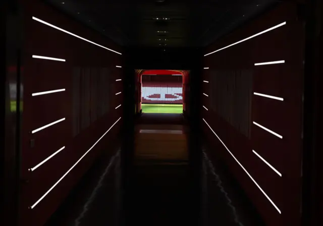 Player tunnel