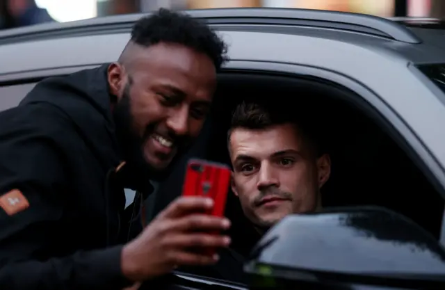 Granit Xhaka is asked for a selfie