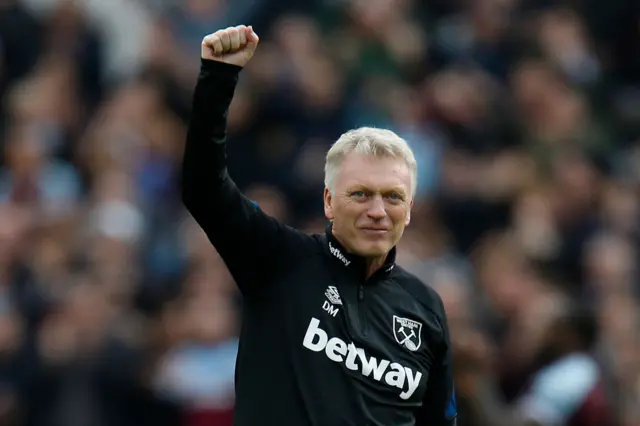 David Moyes celebrate as West Ham beat Tottenham