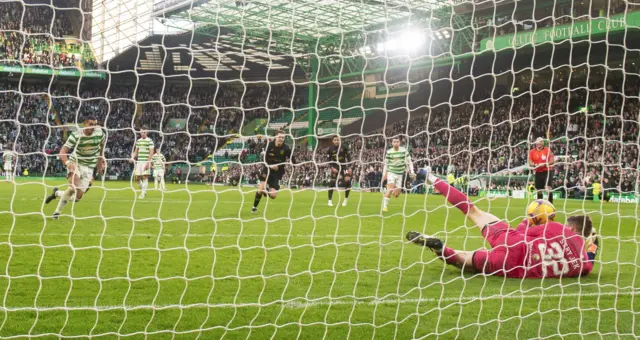 Giorgos Giakoumakis has a penalty saved in Celtic's 0-0 draw with Livingston