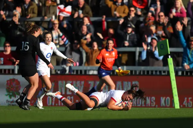 Abbie Ward scores