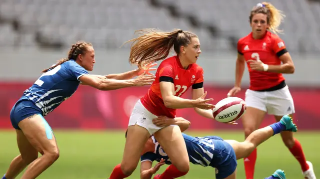 Holly Aitchison playing for GB sevens