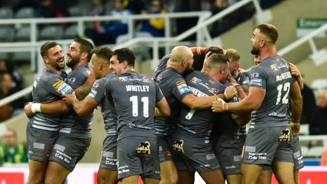 Catalans celebrate at Magic Weekend