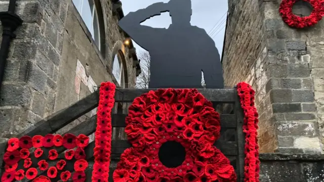 Poppy display, Knaresborough Castle