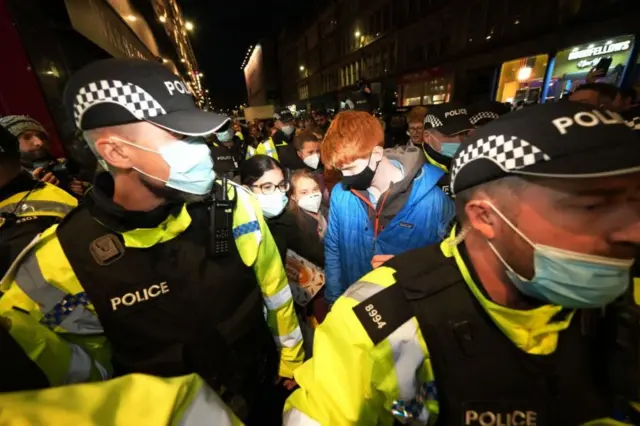 Climate activist Greta Thunberg was mobbed as she arrived in Glasgow