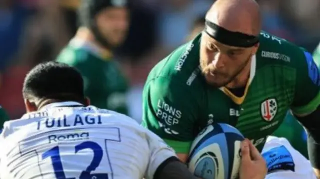 Ollie Hoskins playing for London Irish