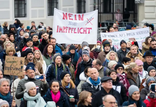 Anti-vax campaigners in Austria