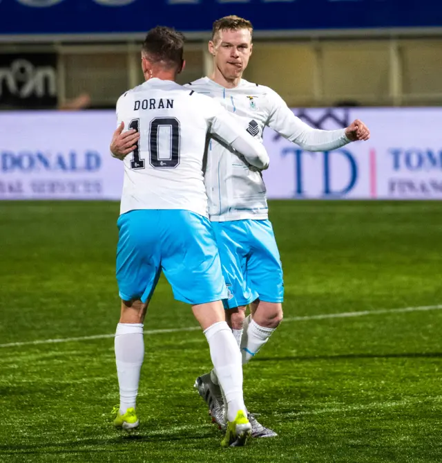 Billy Mckay (right) and Aaron Doran celebrate their side's opener