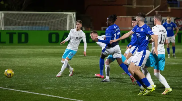 Billy Mckay makes it 2-0 to Inverness