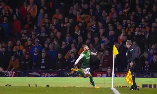 Martin Boyle celebrates making it 2-0 to Hibernian