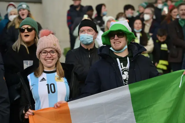 Argentina and Ireland fans