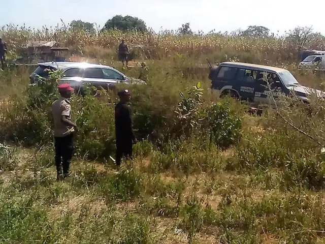 Vehicles abandoned near the Kaduna-Abuja highway