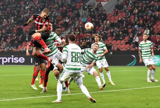 Andrich glances in the opener Leverkusen