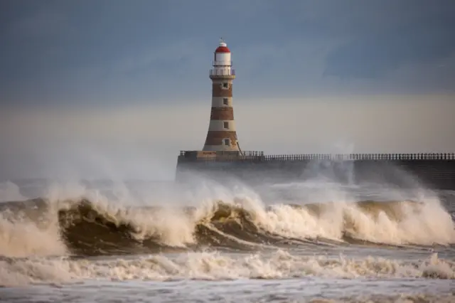 Roker Pier