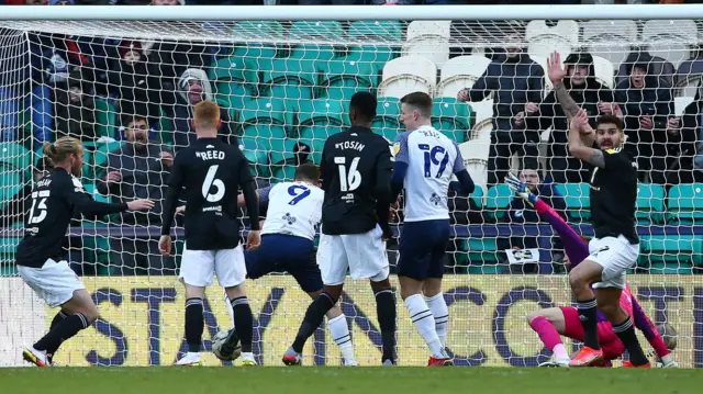 Ched Evans scores for Fulham