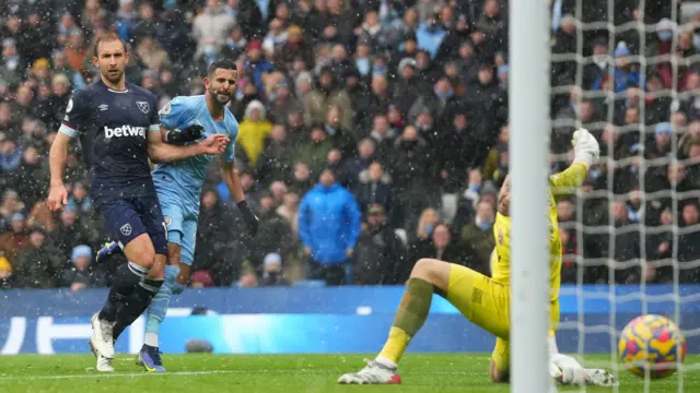 Mahrez's goal is ruled out by VAR