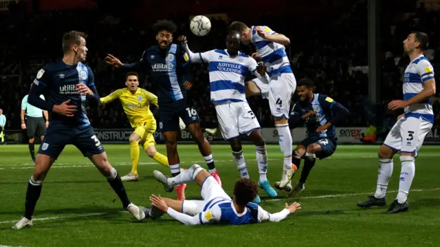 QPR defend a corner