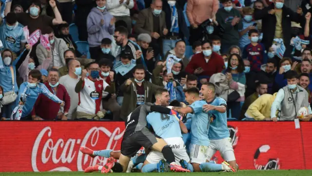 Celta Vigo celebrate against Barcelona