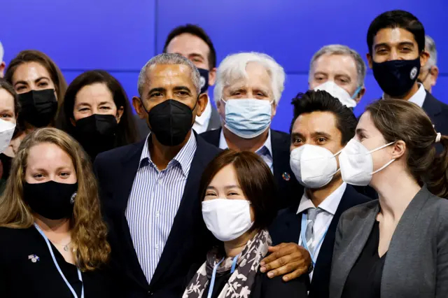 Barack Obama and US staff at COP26