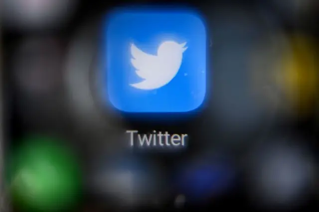 Generic twitter logo