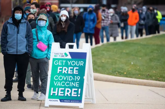 People queue for a jab in the US