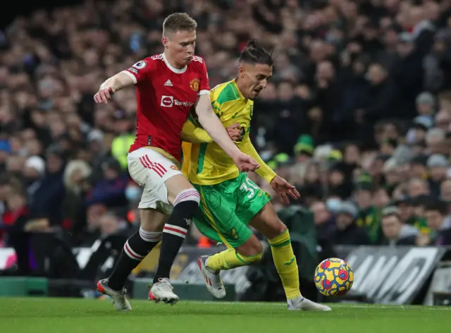 Norwich v Manchester United action shot