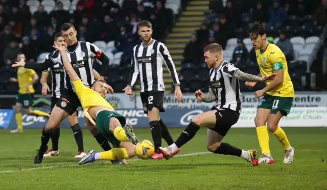 Ryan Porteous playing for Hibs against St Mirren